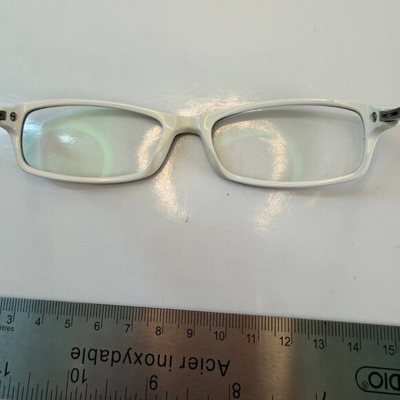 Prada Eyeglasses – Made in Italy - Picture 11 of 13